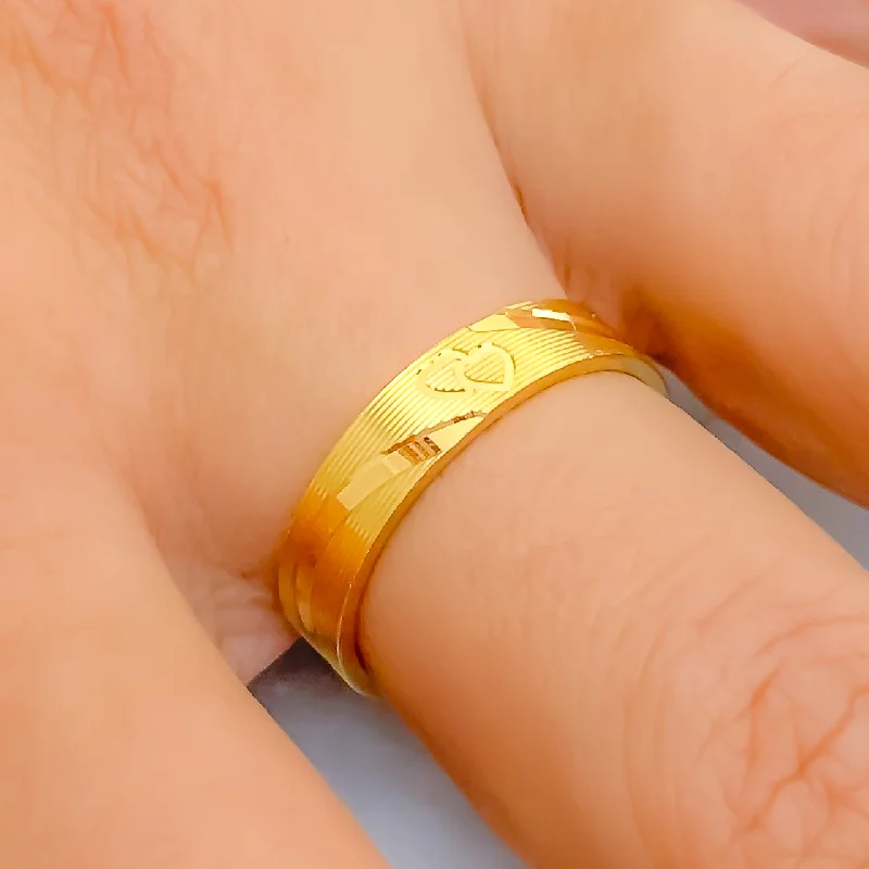 Elegant Dual Heart 22k Gold Band