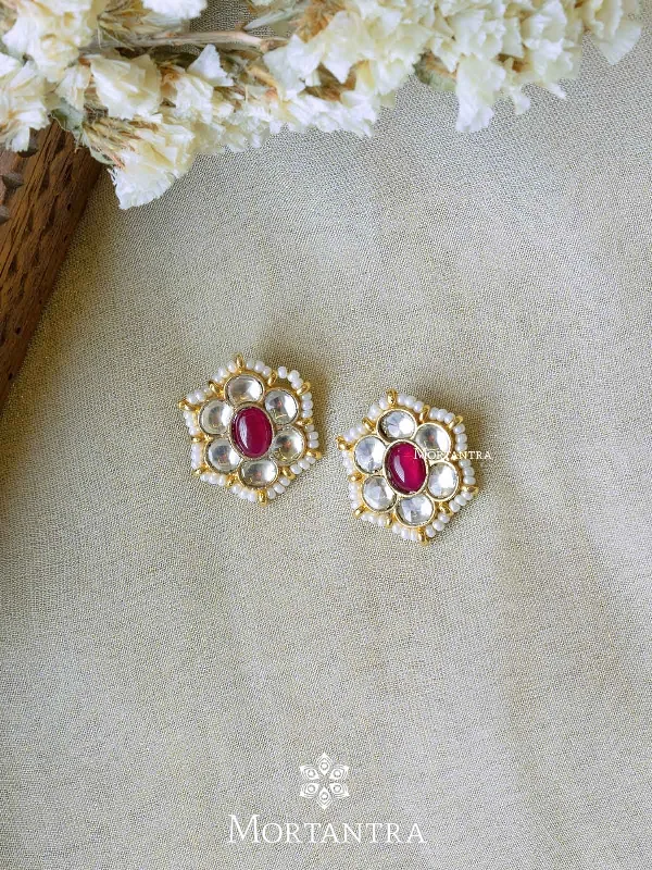 Elegant Gold Earrings-Pink Color Gold Plated Jadau Kundan Earrings - ME972YP