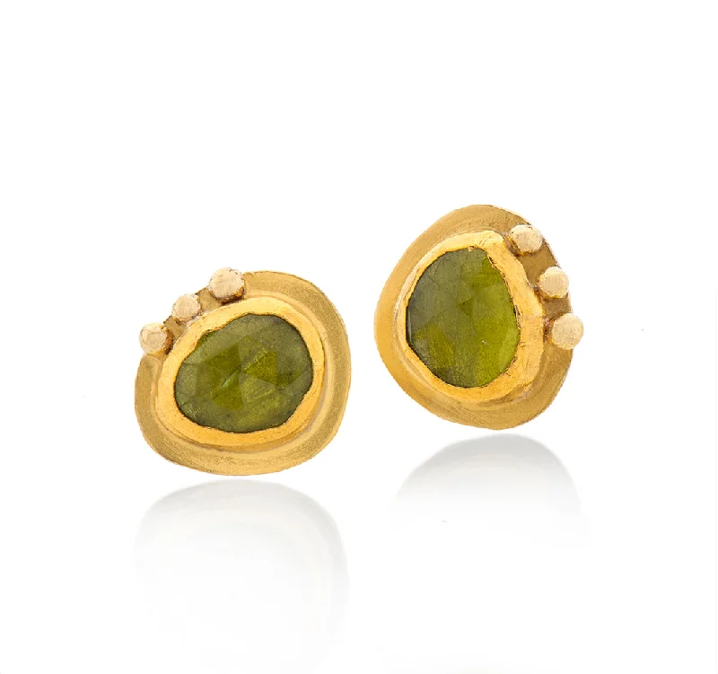 Chic Cuff Earrings-Nava Zahavi Yellow Gold Peridot Stud Earrings