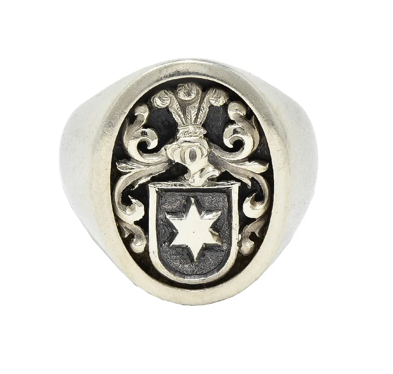 Vintage 18 Karat White Gold Heraldic Knight Star Cameo Unisex Signet Ring