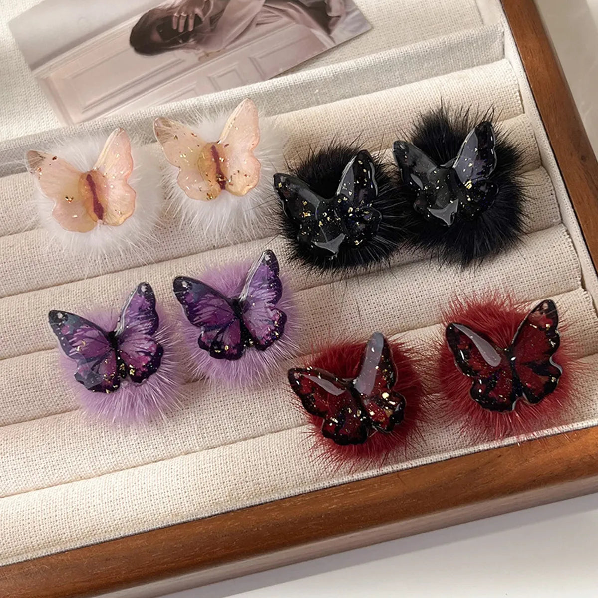 1 Pair Elegant Butterfly Resin Ear Studs